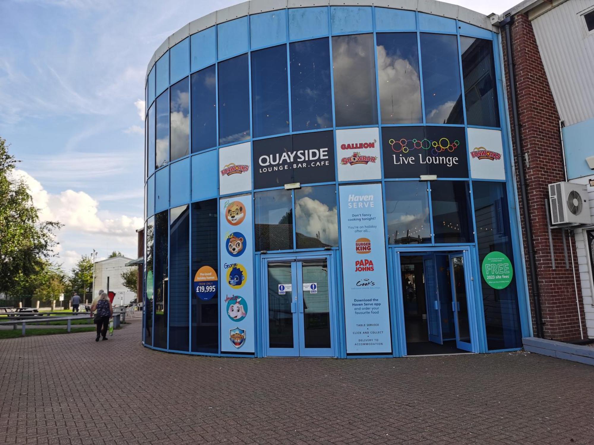 Golden Sands Beach Activities Sea Holiday Relax Mablethorpe Extérieur photo